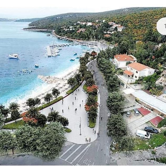 Amz Ap2 Apartment Jadranovo Luaran gambar