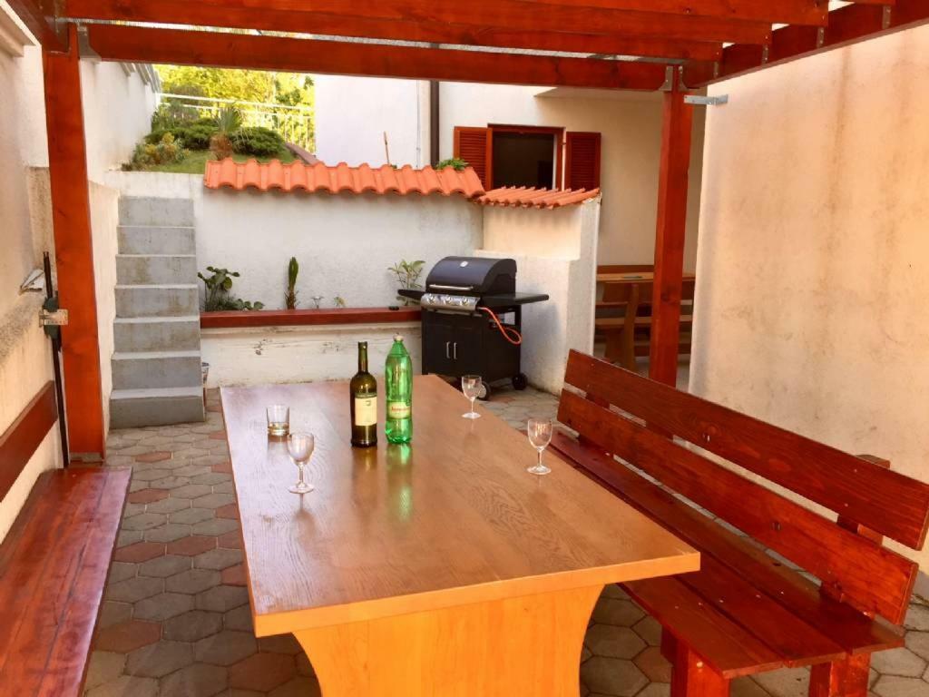 Amz Ap2 Apartment Jadranovo Luaran gambar